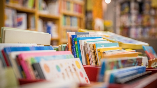 books-5211309_1280