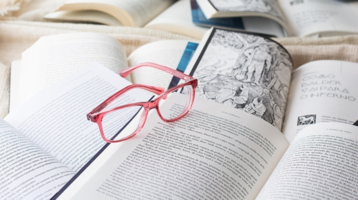 anapaula_feriani-glasses-4704055_1280