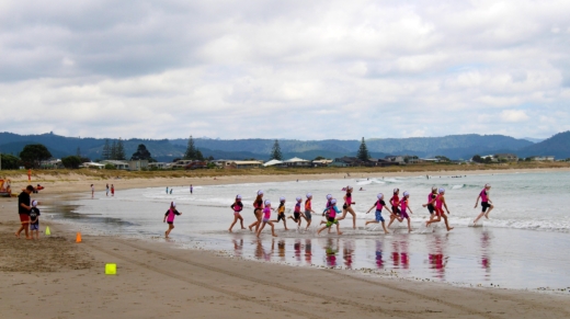 reginasphotos-lifeguard-1623825_1920