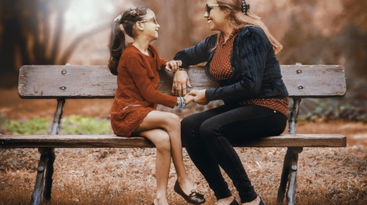 edsavi30-mother-and-daughter-3281388_1920